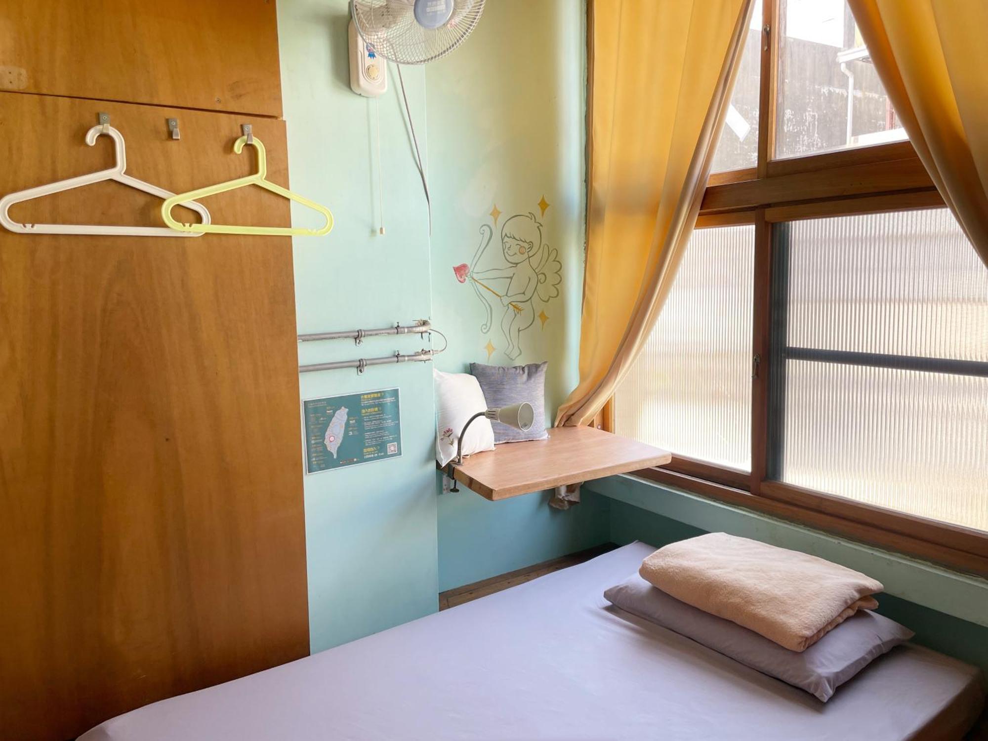 Fuqi Hostel - Heping Tajnan Kültér fotó