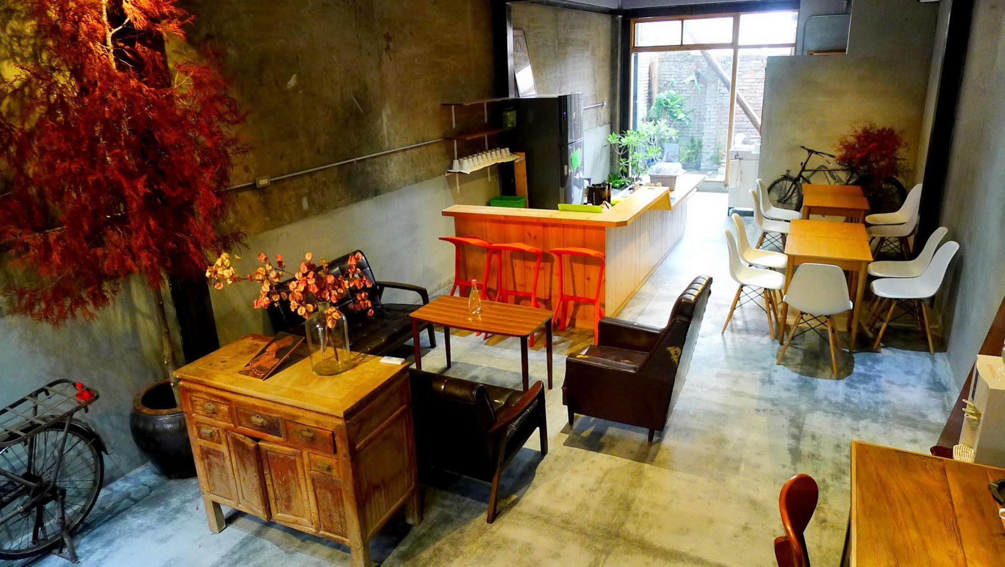 Fuqi Hostel - Heping Tajnan Kültér fotó
